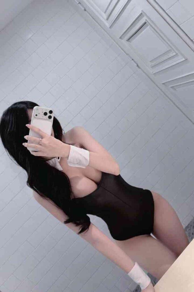 Zaina, Malay Escort, poses in a clinic. KL Escort, Malaysia Escort, Kuala Lumpur Escort, Sex Escort, KL Call Girl, Malay Call Girl, Outcall Girl, KL Girl Service, Girl Service